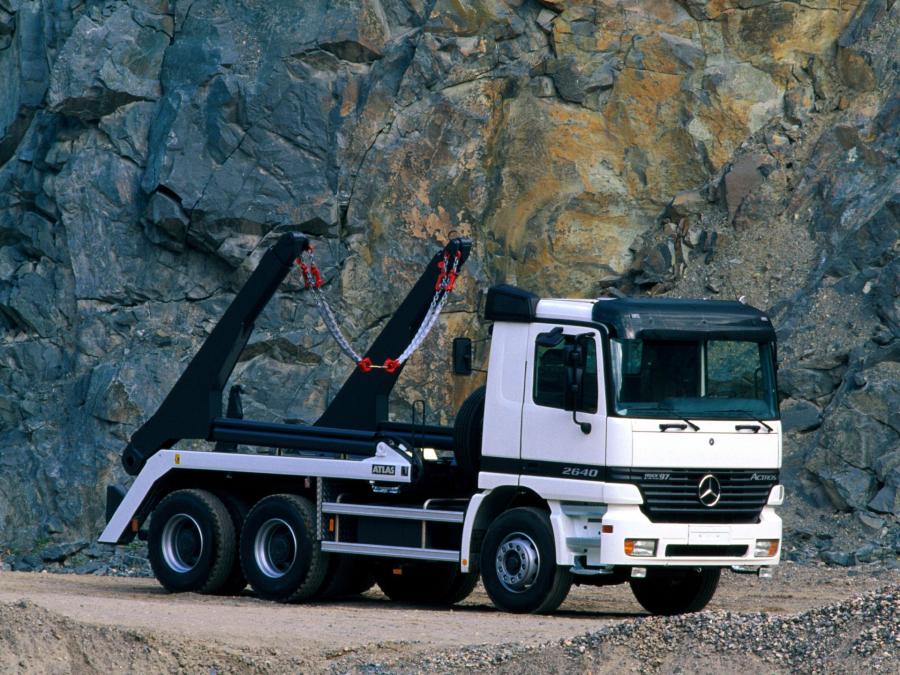  Mercedes-Benz Actros 2640 1997 года  (фото 3 из 3)